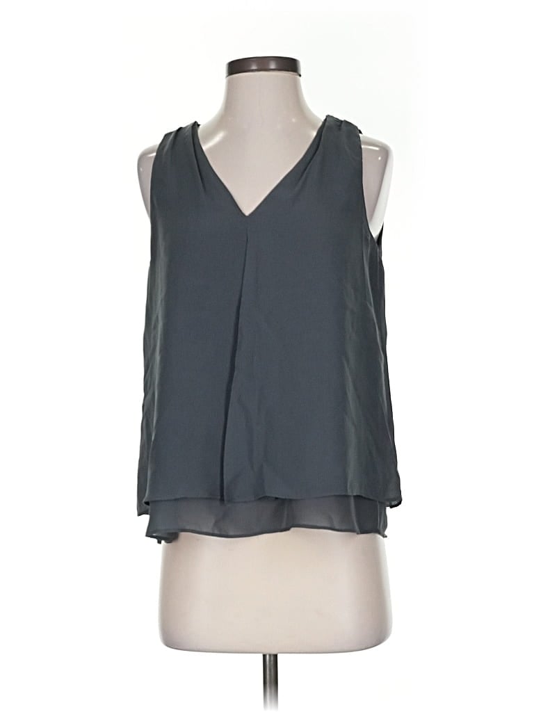 Pre-owned Banana Republic Sleeveless Blouse In Gray