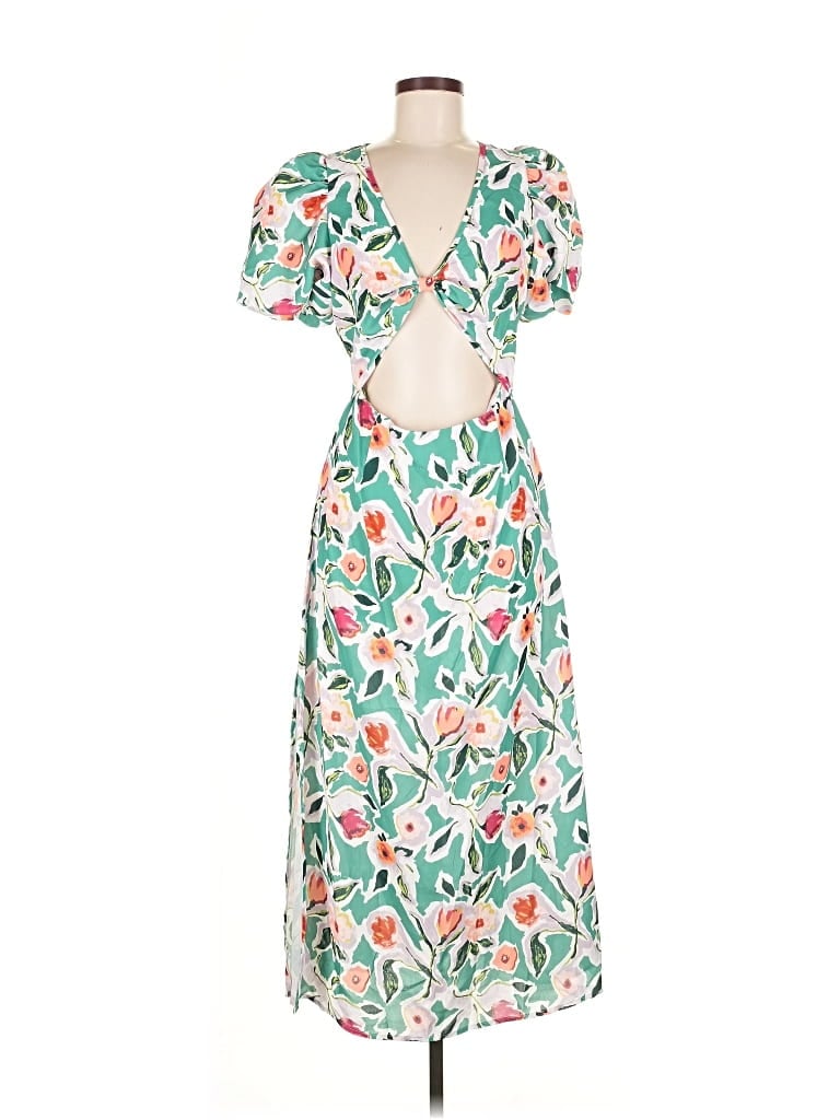 Pre-owned Urban Revivo Casual Dress In Green