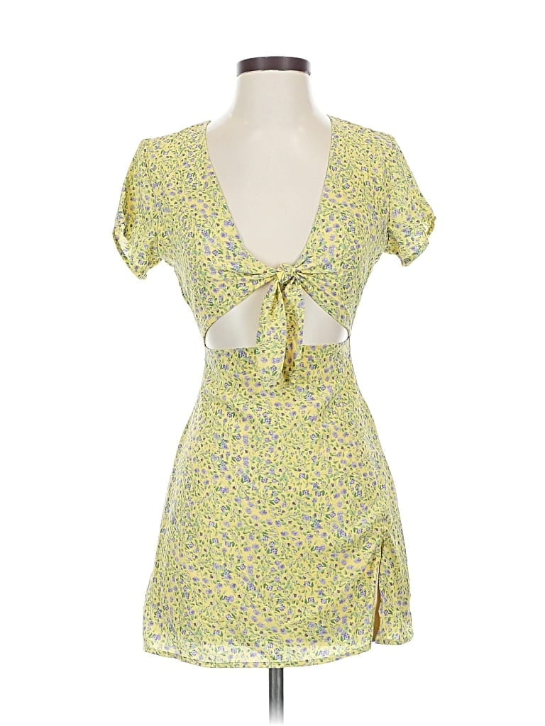 Pre-owned Beginning Boutique Casual Dress In Yellow