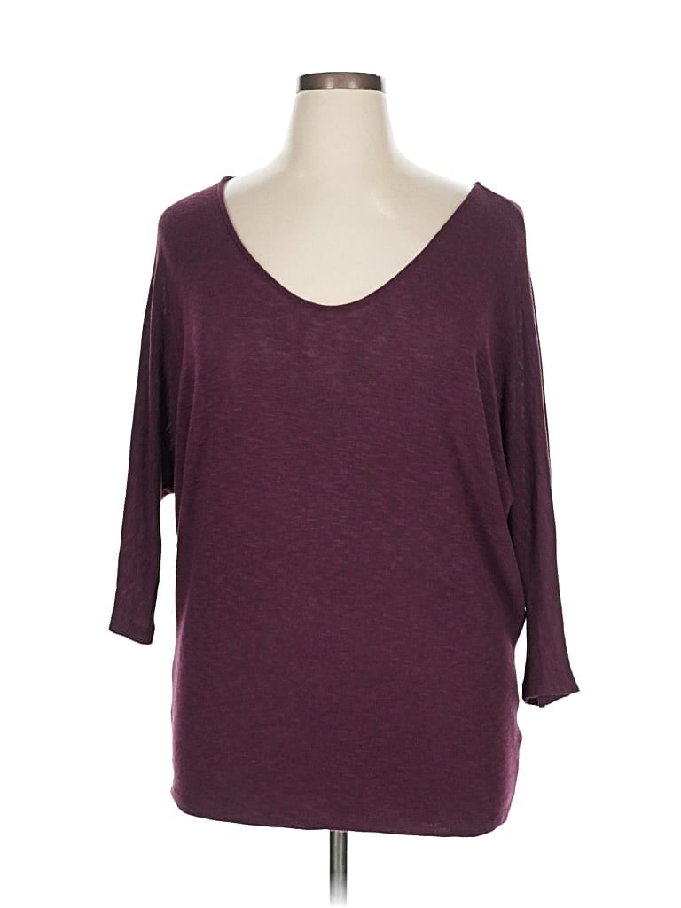 Pre-owned Laila Jayde 3/4 Sleeve T-shirt In Burgundy