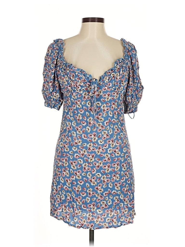 Pre-owned Vici Casual Dress In Blue