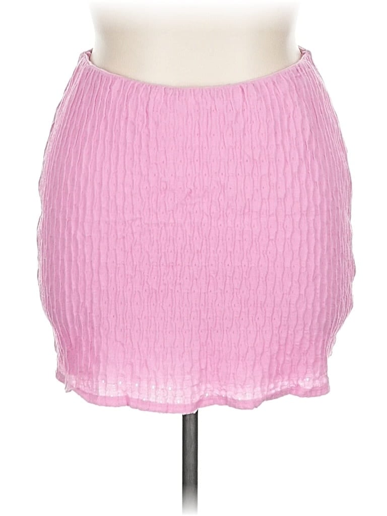 Pre-owned Fashion Nova Casual Skirt In Pink