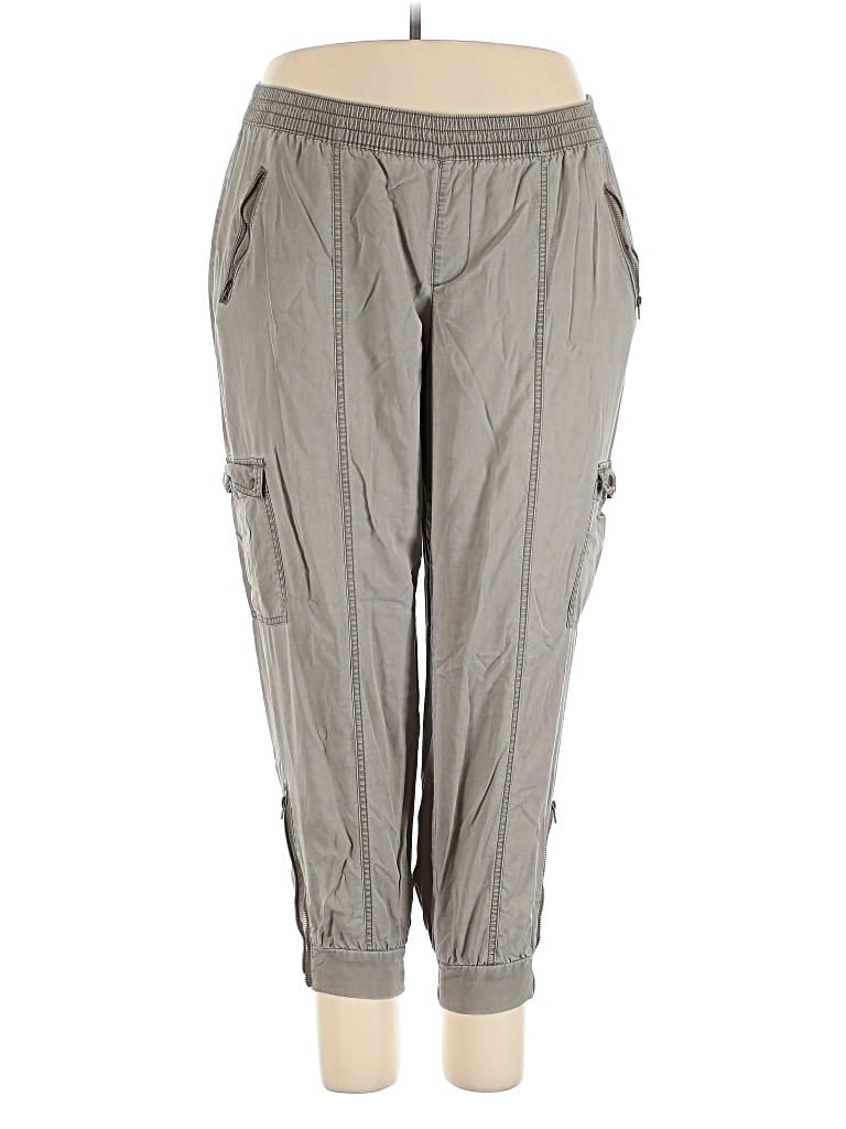 Pre-owned Lane Bryant Cargo Pants In Gray