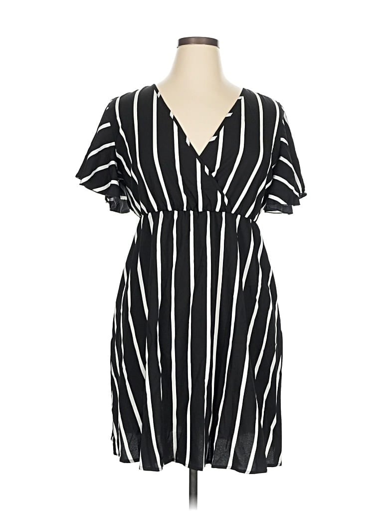 Pre-owned Shein Curve Casual Dress In Black