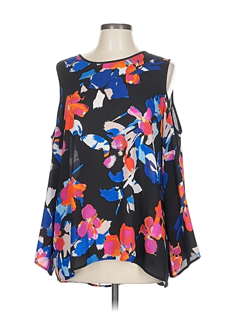 Pre-owned Vince Camuto Sleeveless Blouse In Black