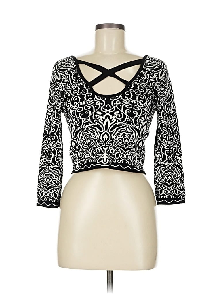 Pre-owned Xhilaration Long Sleeve Top Black Keyhole Neckline Tops