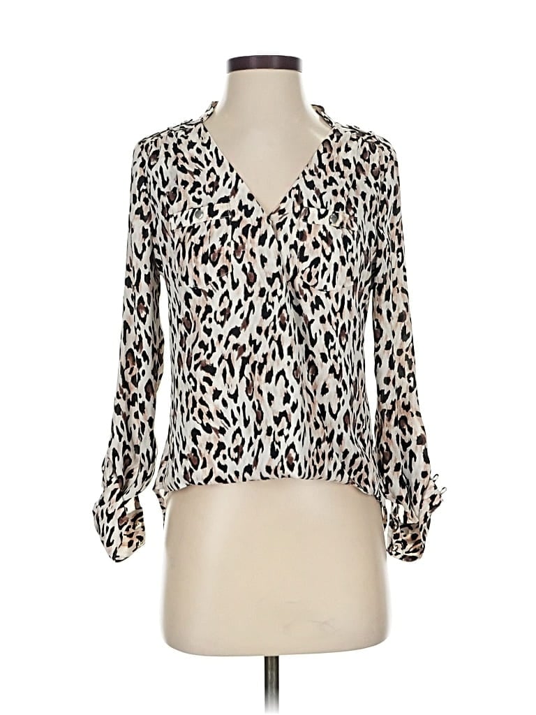 White House Black Market Long Sleeve Blouse In White