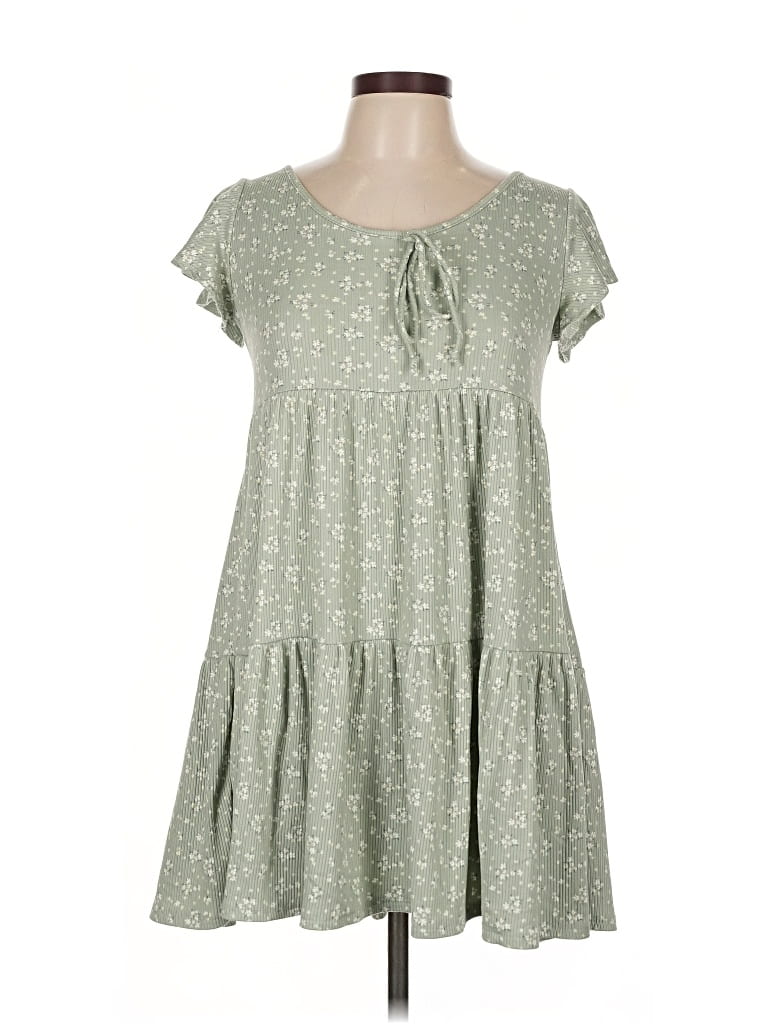 Pre-owned Jessica Simpson Casual Dress In Green