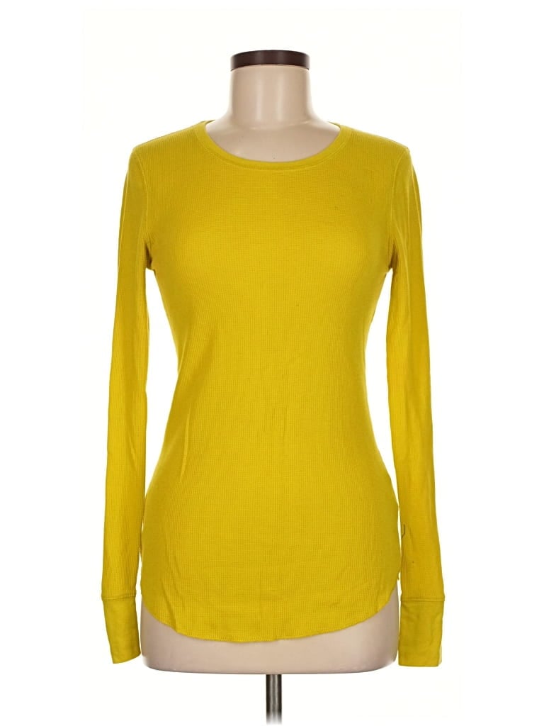 Pre-owned Old Navy Pullover Sweater In Yellow