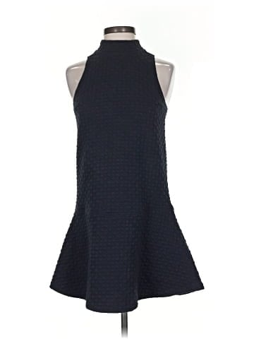 Abercrombie & Fitch Cocktail Dress (view 1)