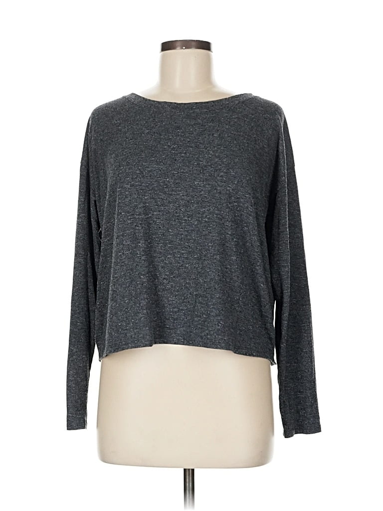 Pre-owned Athleta 3/4 Sleeve T-shirt In Gray