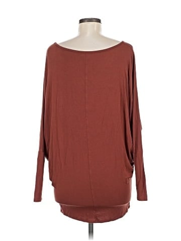Lock & Love 3/4 Sleeve Top (view 2)