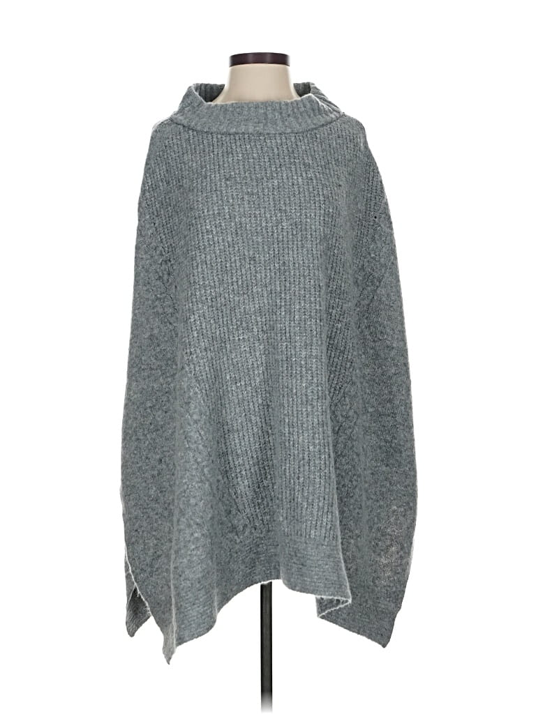 Pre-owned Walmart Poncho In Gray