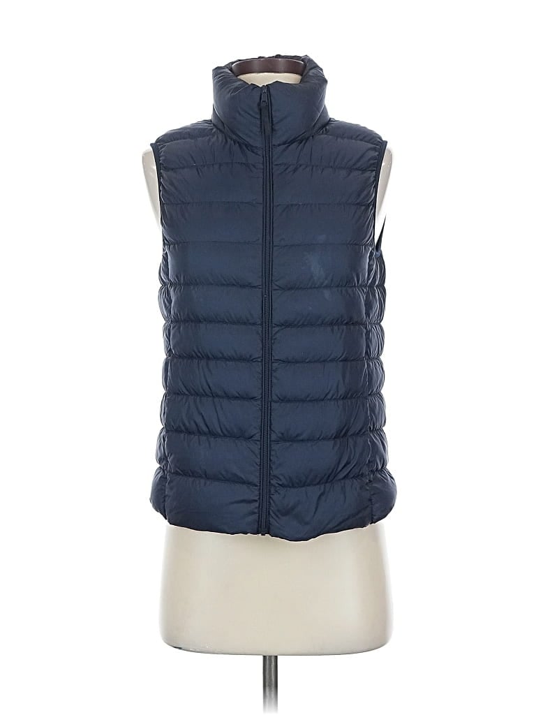 Pre-owned Uniqlo Vest In Blue