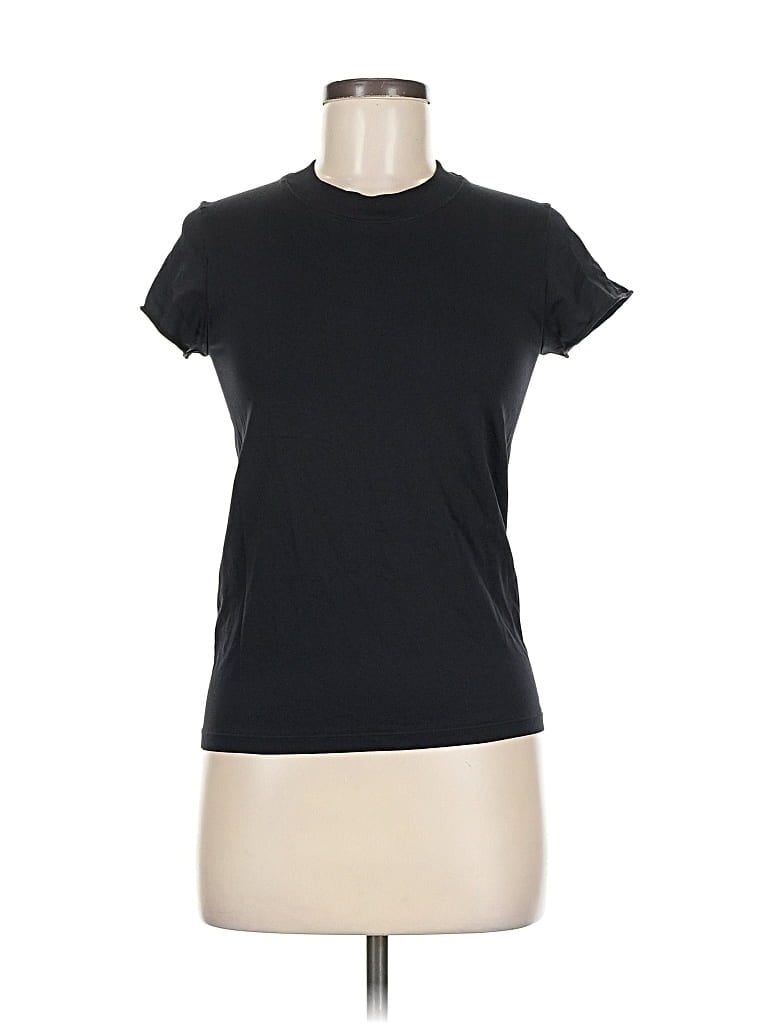 Pre-owned Uniqlo Short Sleeve T-shirt In Black