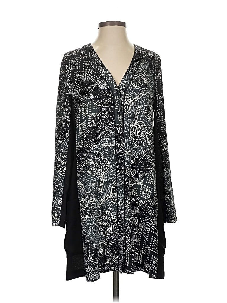 Pre-owned Bcbgmaxazria Kimono In Black