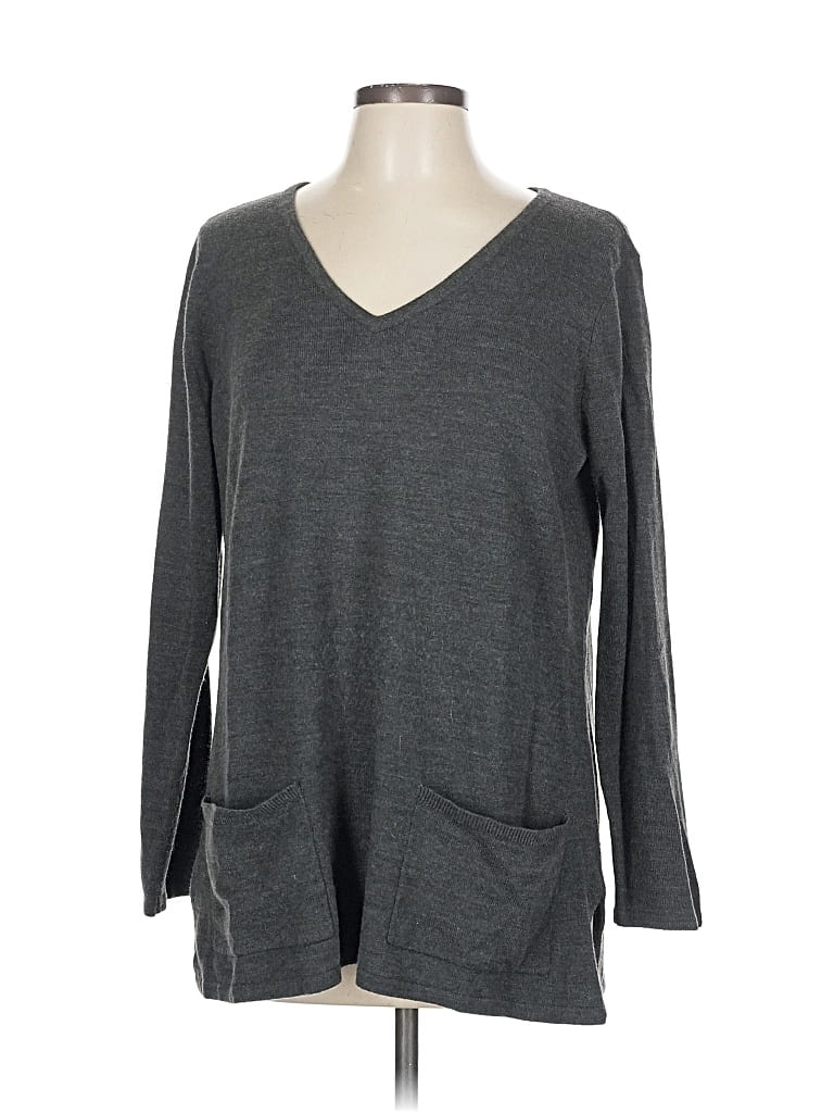 Pre-owned New York And Company Pullover Sweater In Gray