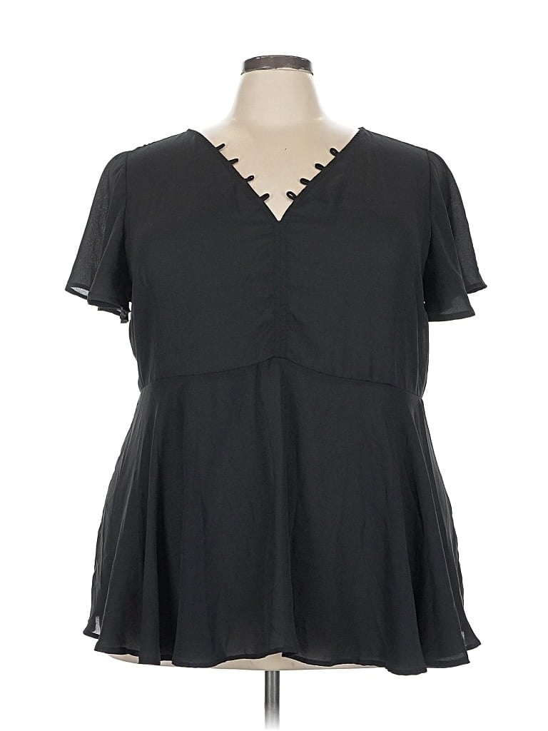 Pre-owned Torrid Short Sleeve Blouse In Black