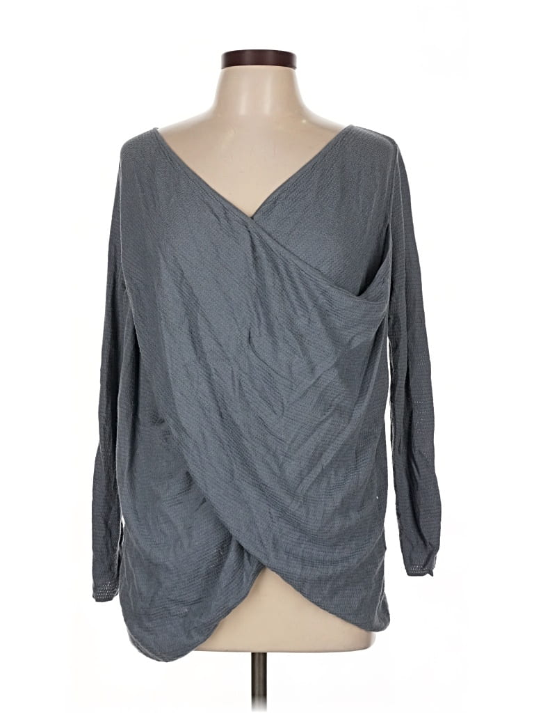 Pre-owned Kimchi Blue Long Sleeve Blouse In Gray