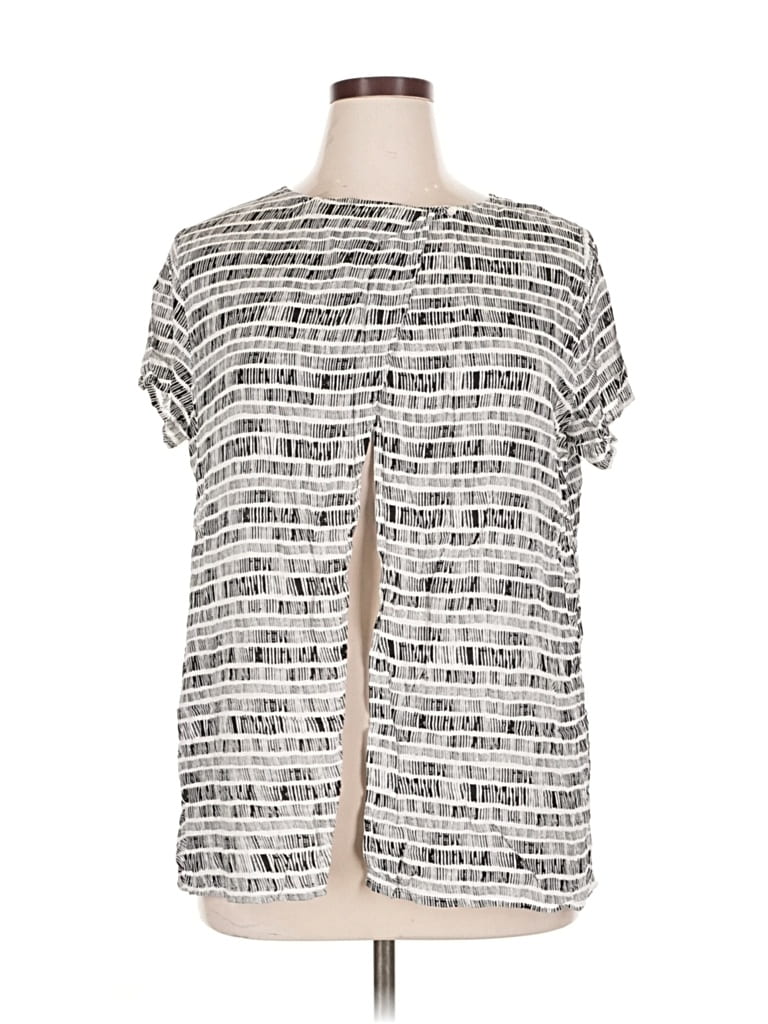 Pre-owned Old Navy Short Sleeve Blouse In Silver