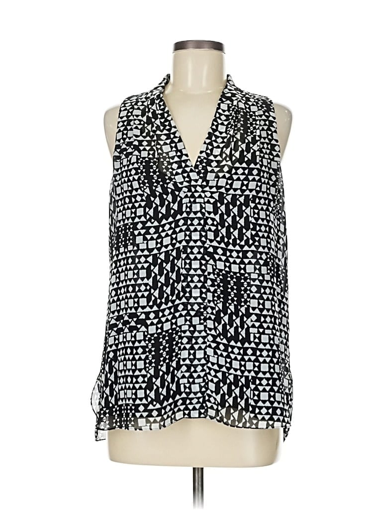 Pre-owned Vince Camuto Sleeveless Blouse In Black