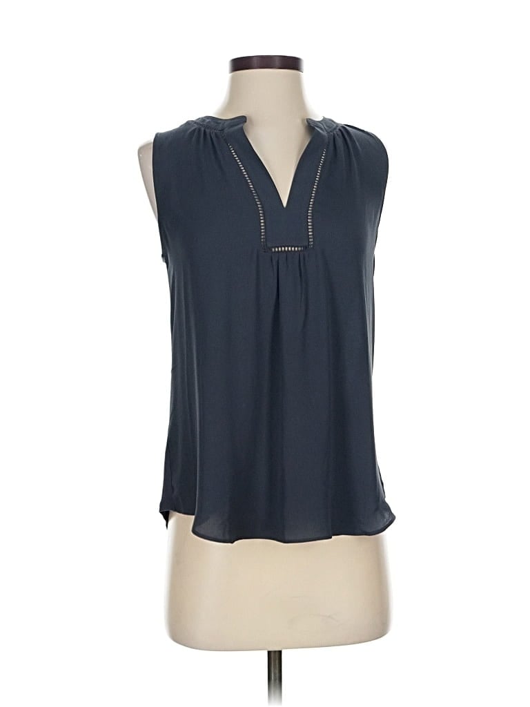 Pre-owned Ann Taylor Loft Sleeveless Blouse In Blue