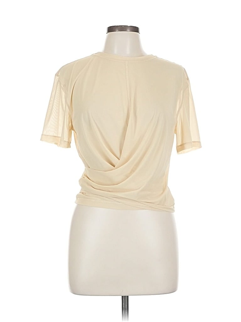 Pre-owned Lululemon Athletica Short Sleeve T-shirt In White