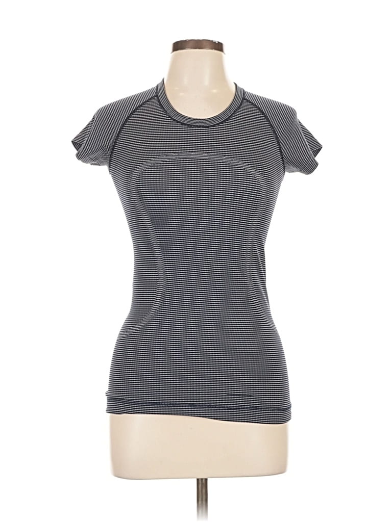 Pre-owned Lululemon Athletica Active T-shirt In Blue