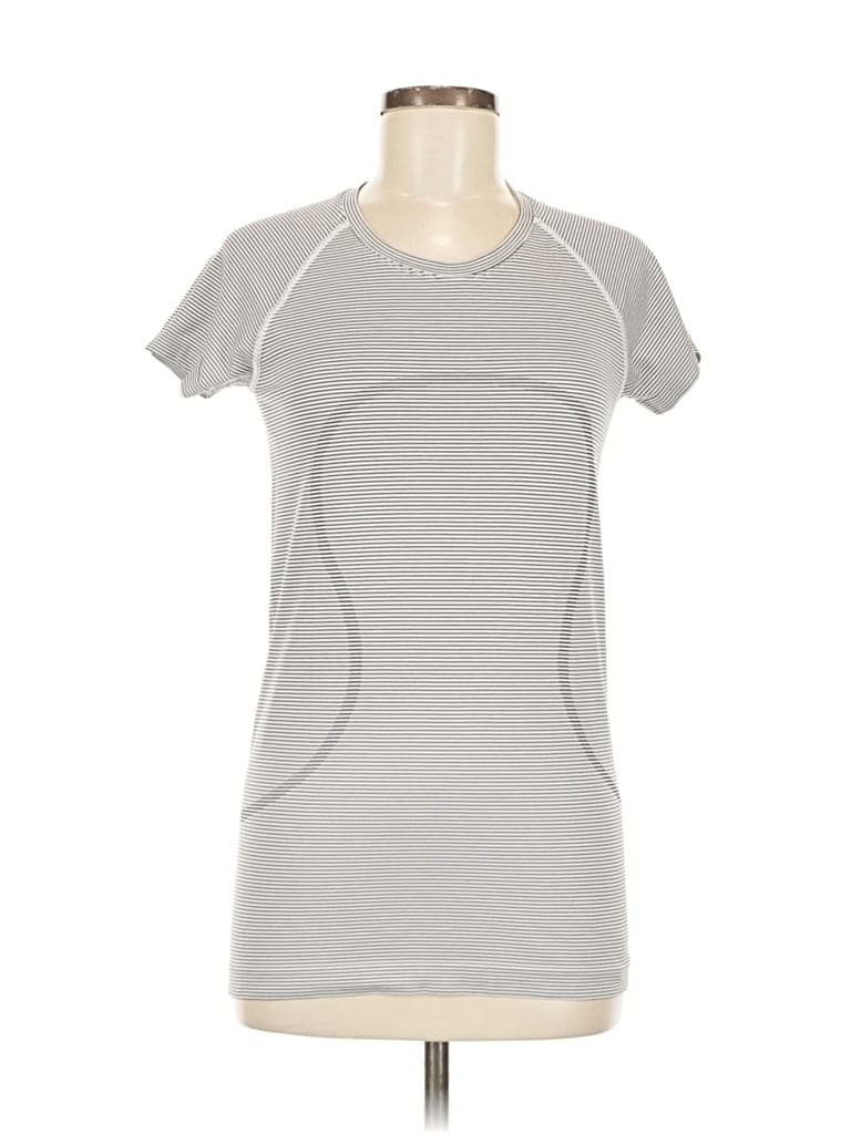 Pre-owned Lululemon Athletica Active T-shirt In White