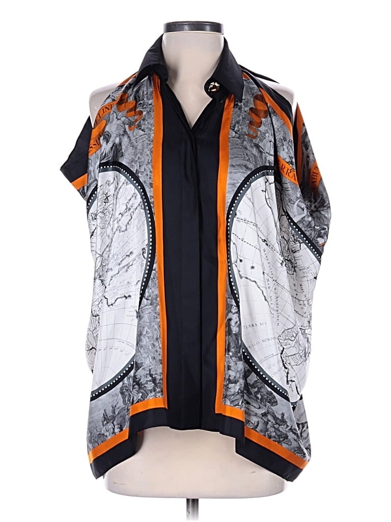 Click to view more detailed imagery on our partner's website Pre-owned Burberry Kimono In Black