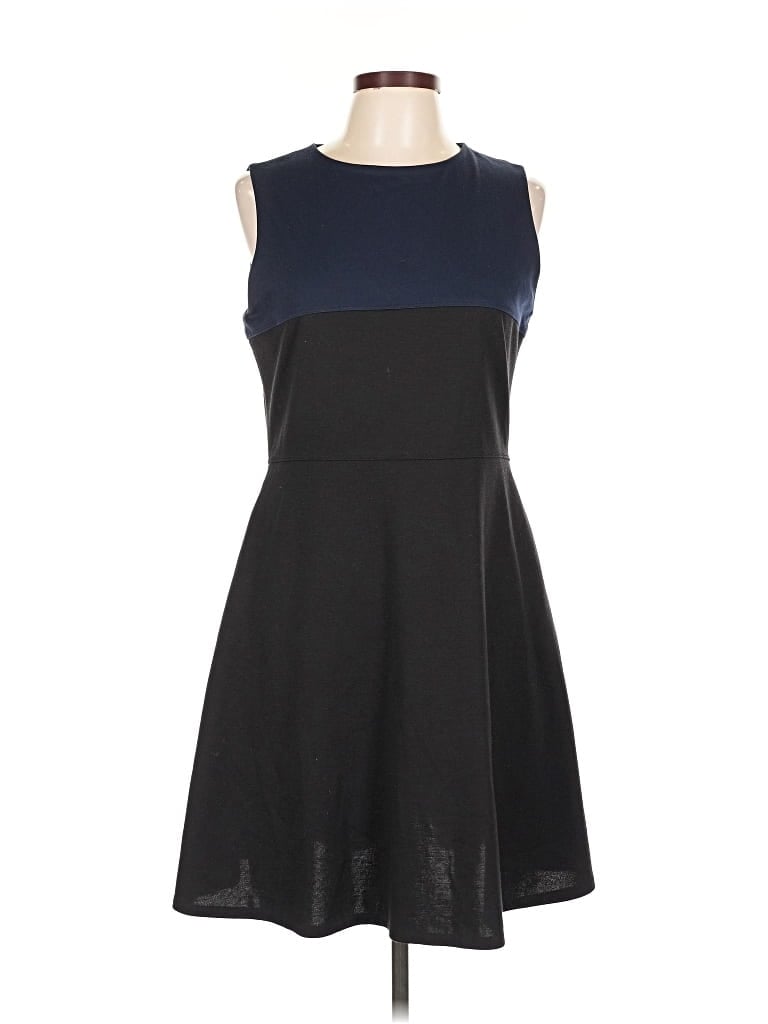 Pre-owned Uniqlo Casual Dress In Black