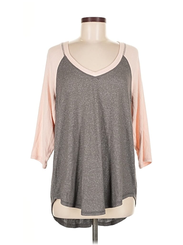 Pre-owned Torrid 3/4 Sleeve T-shirt In Gray