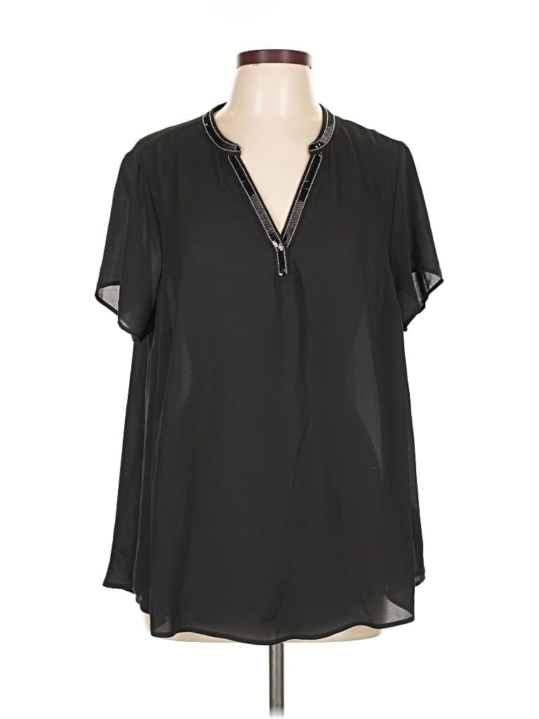 Pre-owned Torrid Short Sleeve Blouse In Black