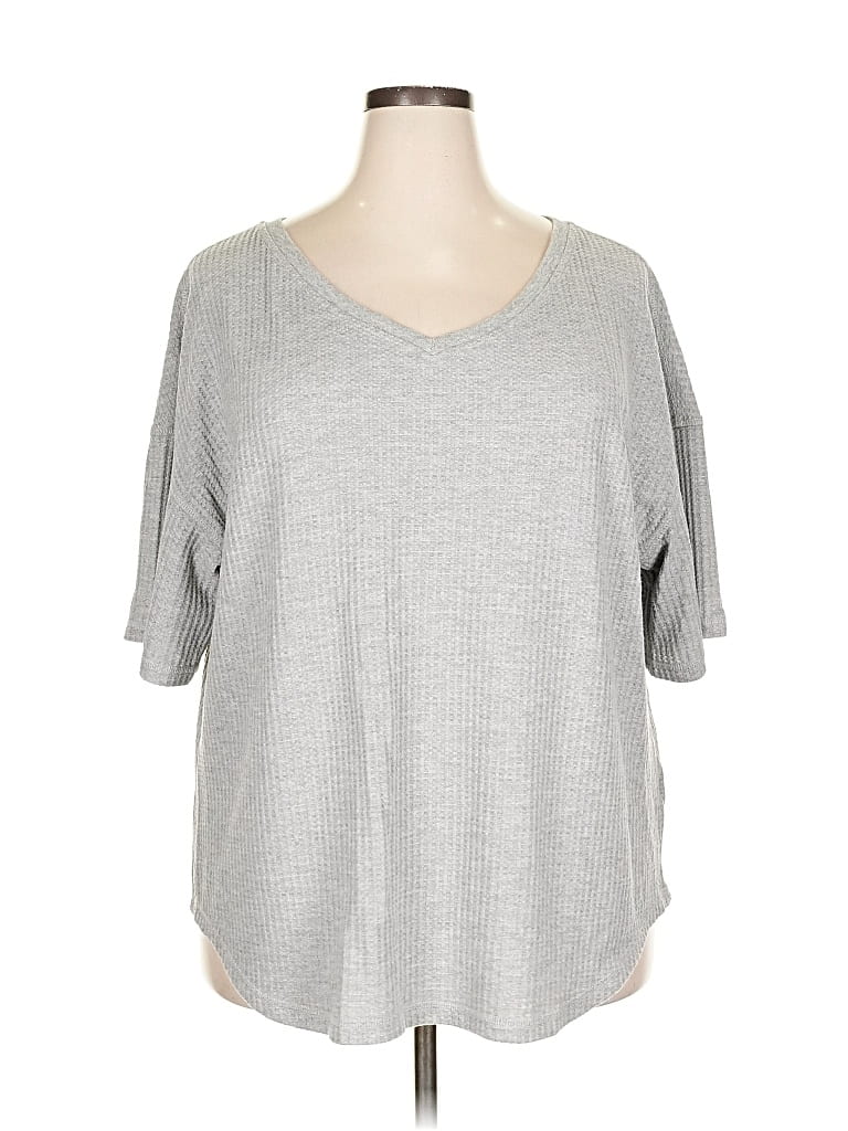 Pre-owned Unbranded 3/4 Sleeve T-shirt In Gray