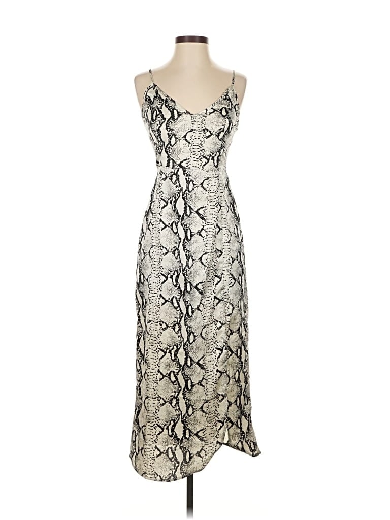 Pre-owned Prettylittlething Cocktail Dress In Silver