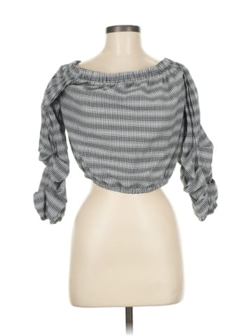 Romeo & Juliet Couture 3/4 Sleeve Blouse (view 1)