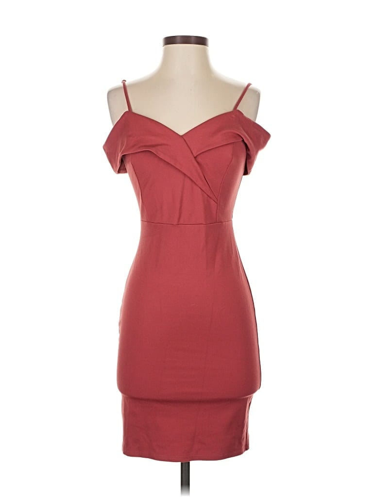 Pre-owned Soprano Cocktail Dress In Burgundy