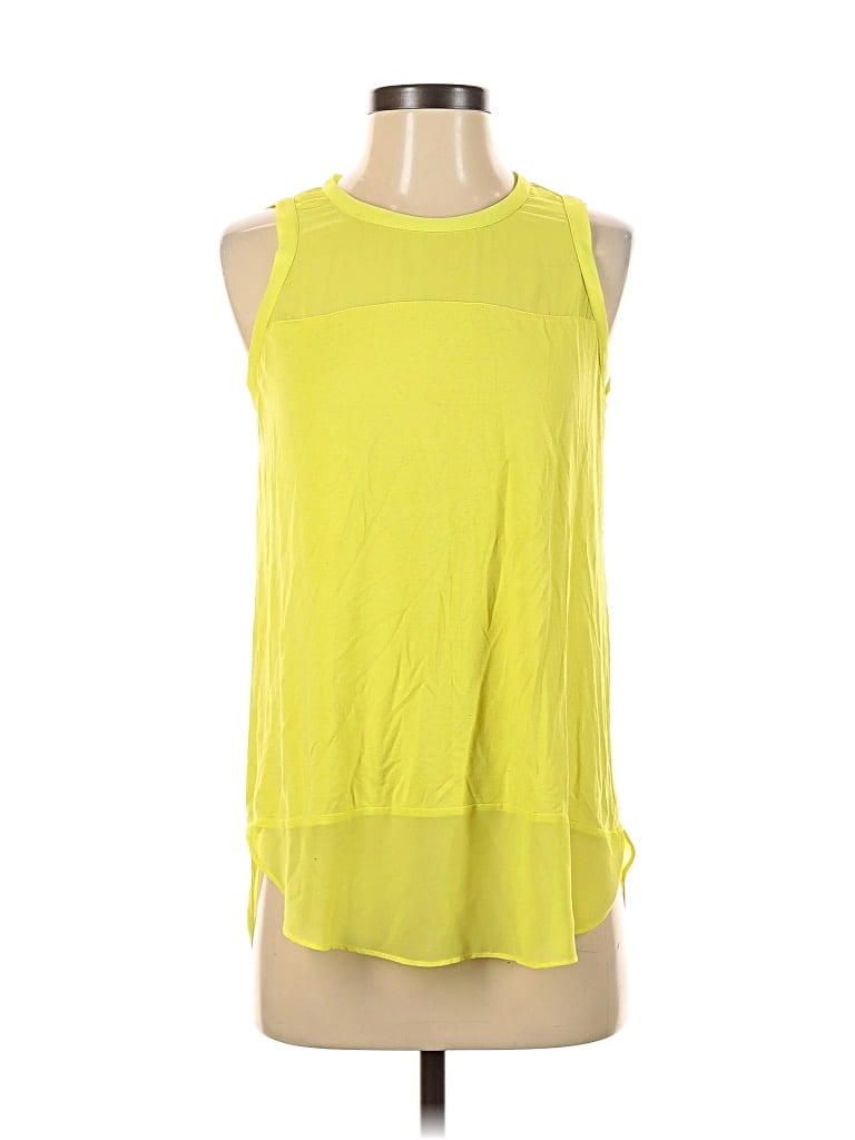 Pre-owned Vince Camuto Sleeveless Blouse In Yellow
