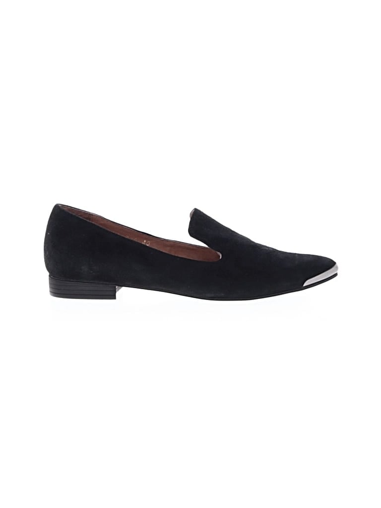 Pre-owned All Black Flats In Black