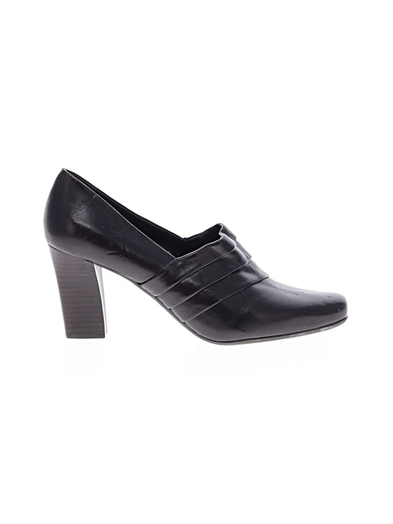 Pre-owned Franco Sarto Heels In Brown