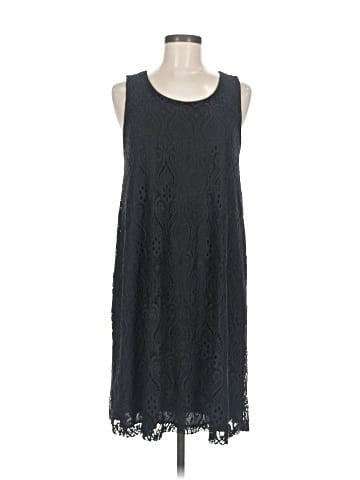Pixi + Ivy Casual Dress (view 1)