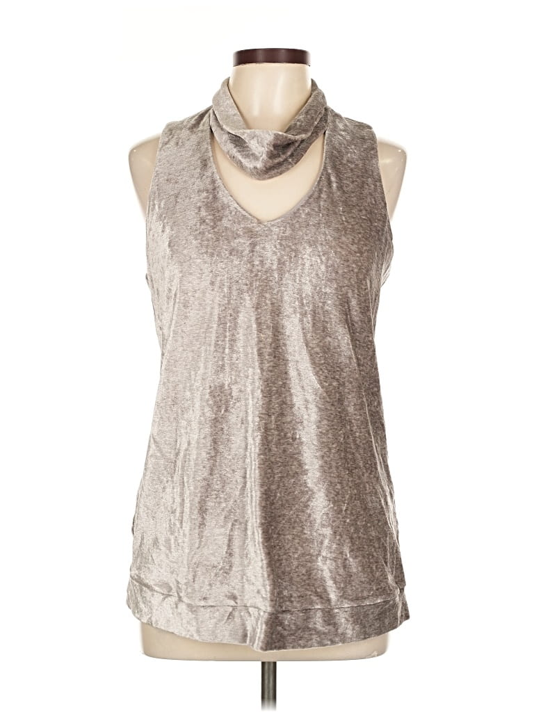 Pre-owned Etcetera Sleeveless T-shirt In Gray