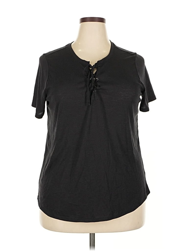 Pre-owned Maurices Short Sleeve Top Black Keyhole Neckline Tops