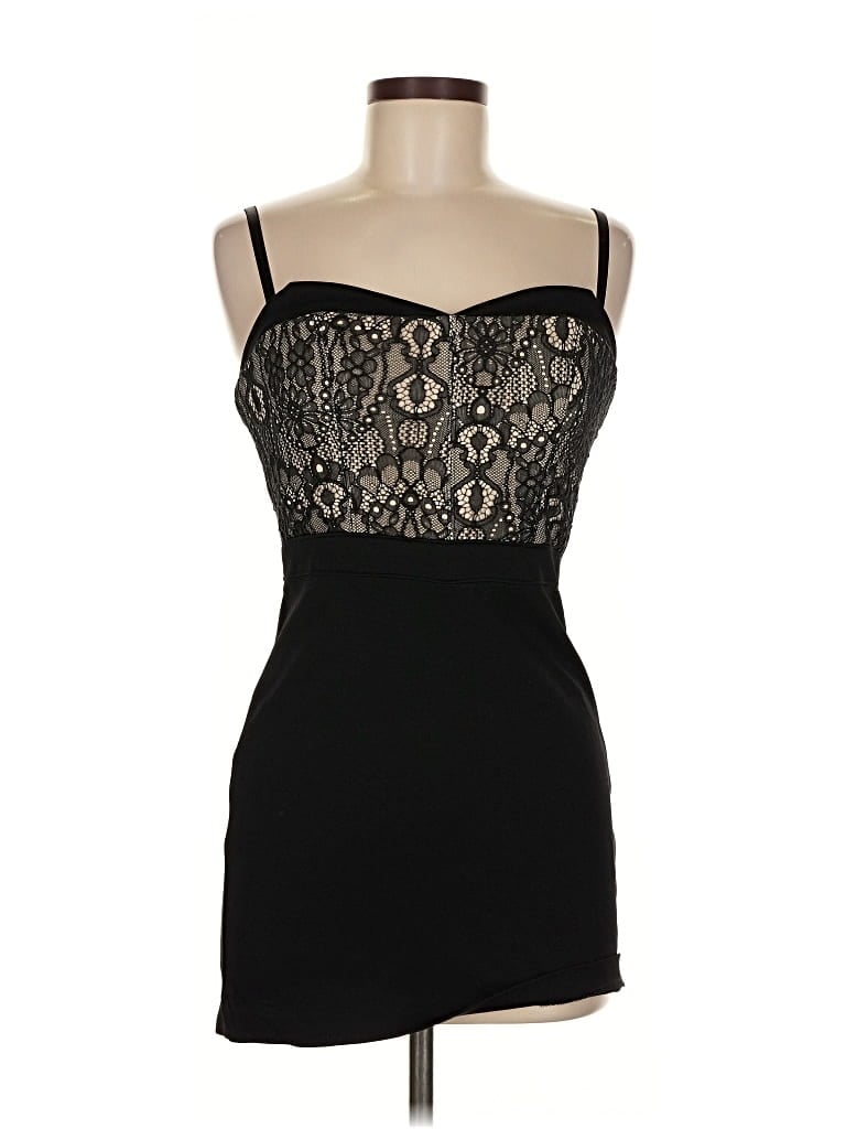 Pre-owned Bebe Cocktail Dress In Black