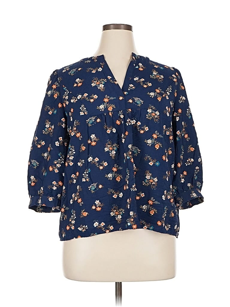 Pre-owned St. John's Bay 3/4 Sleeve Blouse In Blue