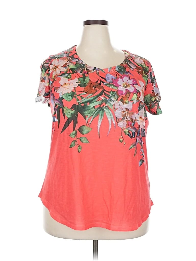 Pre-owned Time And Tru Short Sleeve T-shirt In Red