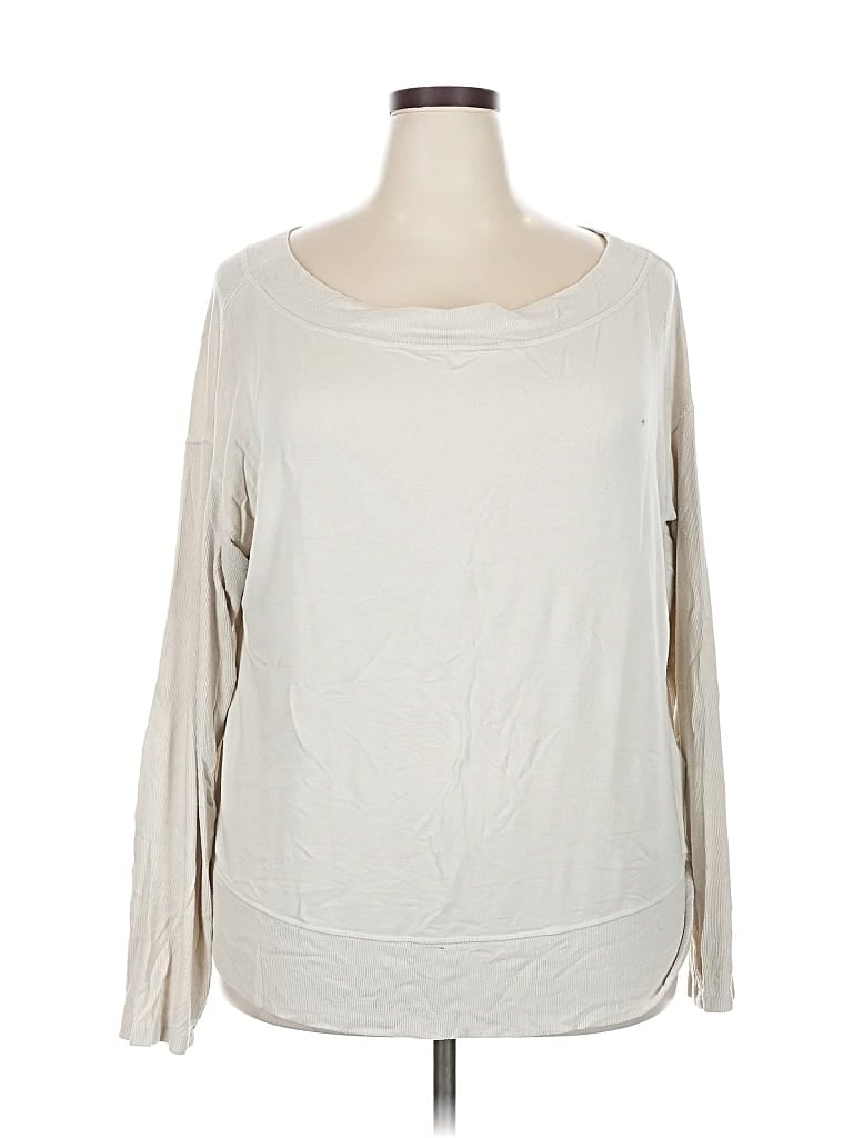 Pre-owned Athleta 3/4 Sleeve T-shirt In White
