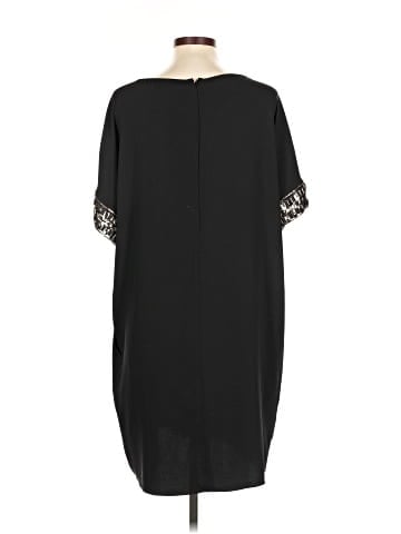 Carmen Marc Valvo Casual Dress (view 2)