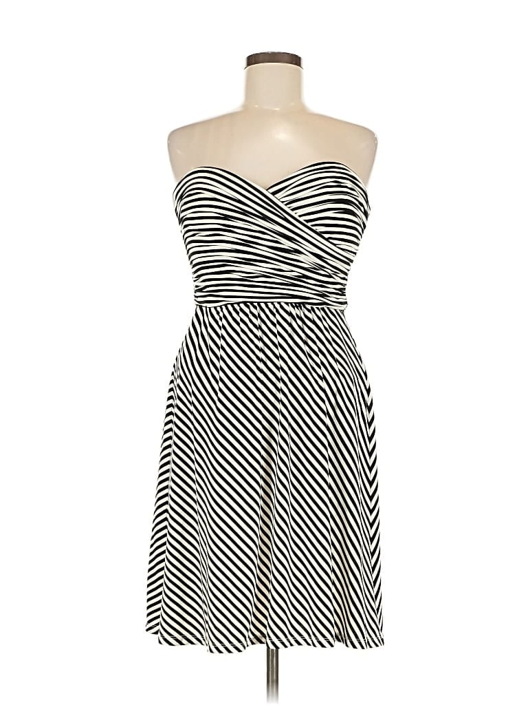Pre-owned Bcbgmaxazria Cocktail Dress In Black
