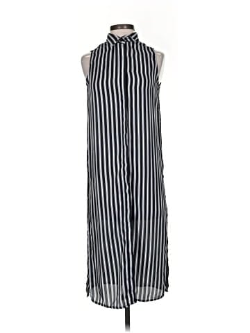 Romeo & Juliet Couture Sleeveless Blouse (view 1)